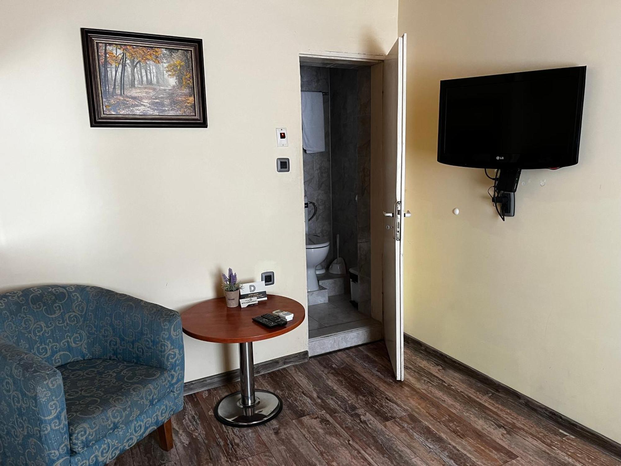 Guest Rooms Donovi Varna Exterior photo
